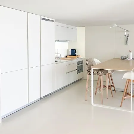 Seafront Marina 9 Daire