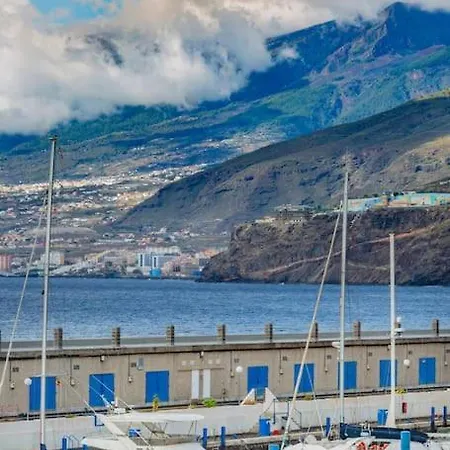 Daire Seafront Marina 9 *