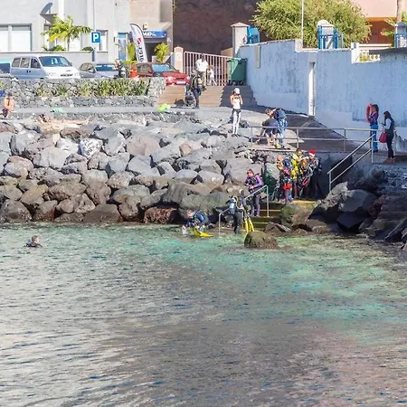 Seafront Marina 9 Daire *