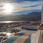 Lägenhet Seafront Marina 9