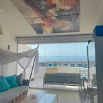 Seafront Marina 9 *