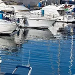 Seafront Marina 9 * Radazul