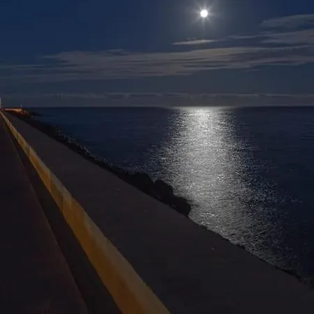 شقة Seafront Marina 9