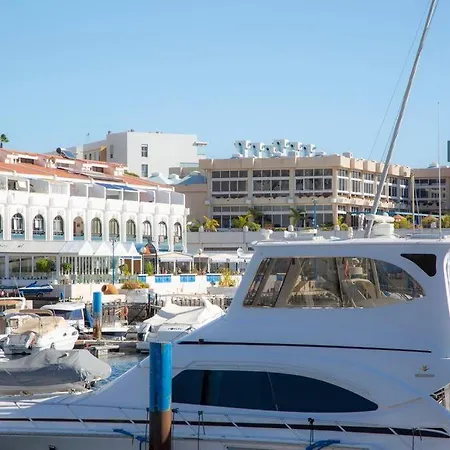 Seafront Marina 9 Apartamento Radazul