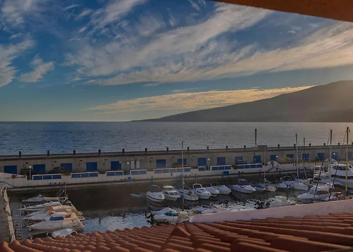 Seafront Marina 9 公寓 *