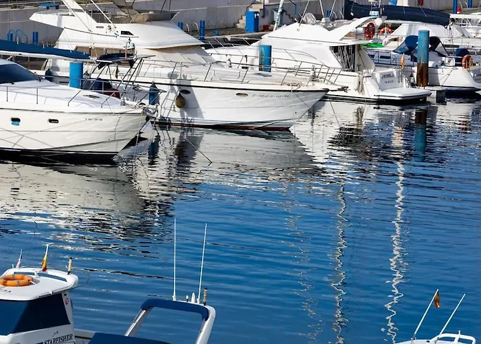 Seafront Marina 9 * Radazul